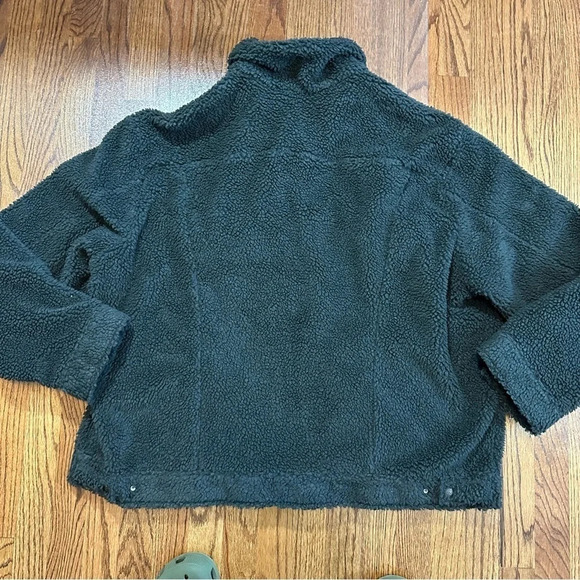 Levi Men's Cozy Vintage Relaxed Fit SherpaTrucker Jacket in Grey.   Sz: 2XL - Picture 10 of 14